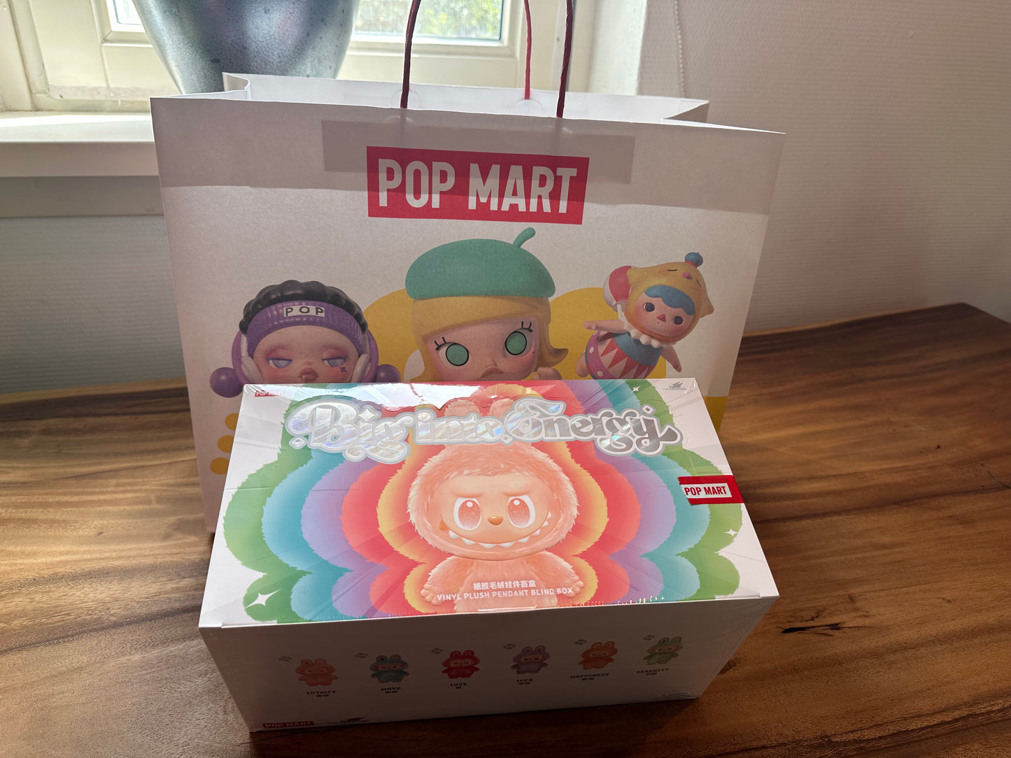 POP MART THE MONSTERS LABUBU - Big into Energy Series-Vinyl Plush Pendant Blind Box (100% POP MART Origineel)